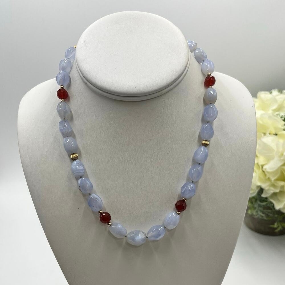 CN LUC 585 14k Gold Chinese Blue‎ Lace Banded Agate Carnelian Beaded Necklace